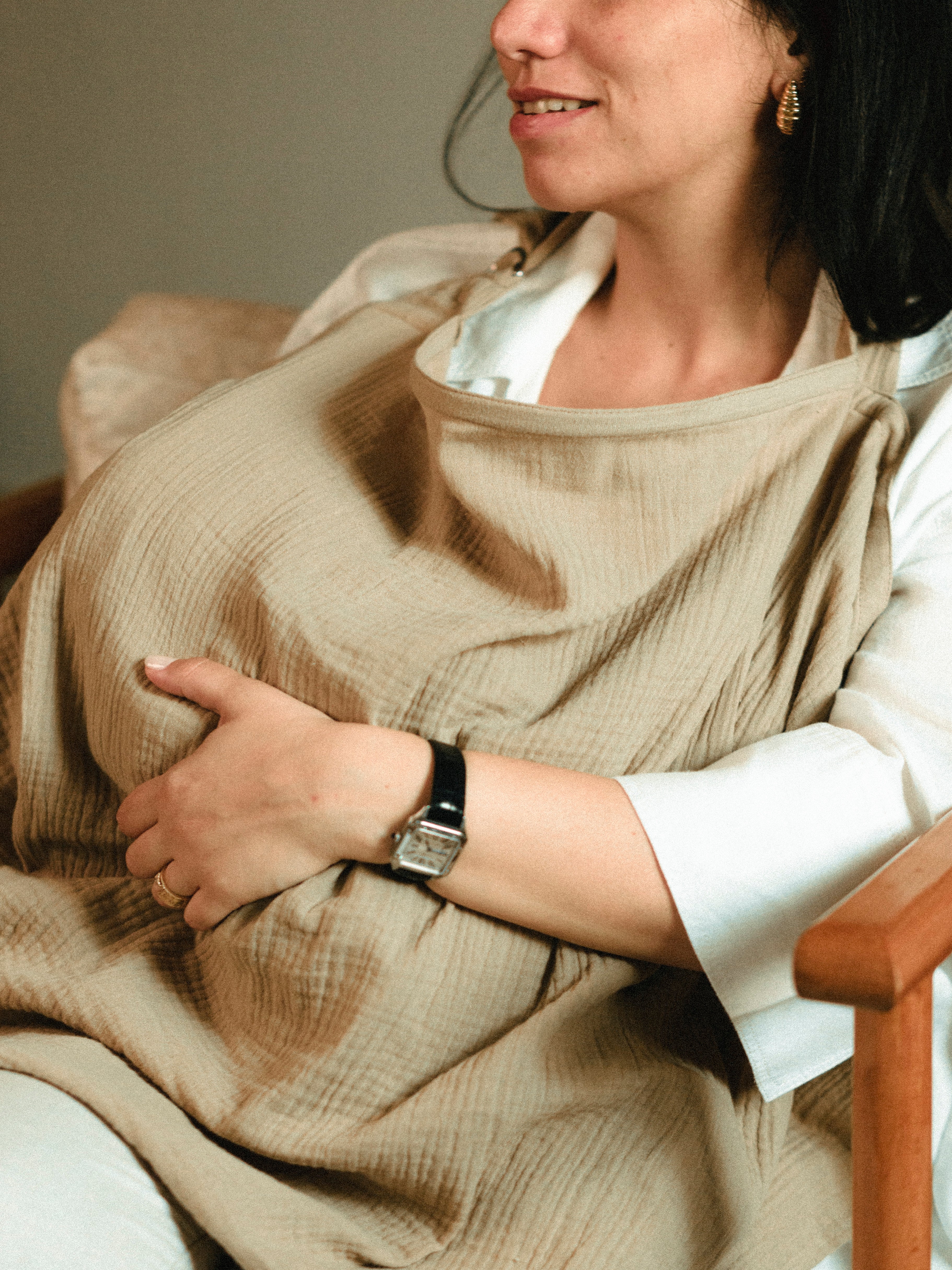 غطاء رضاعة 3 في 1، لون بني شوكولاتة، 100 × 70 سم