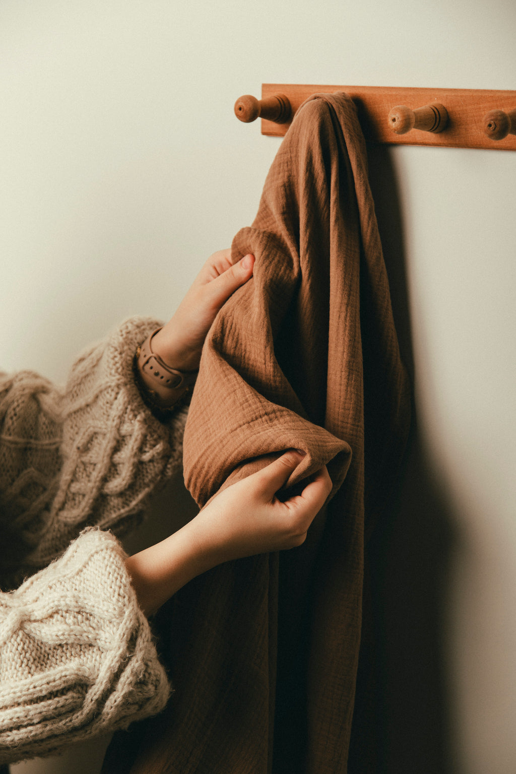 بطانية أطفال ناعمة بلون بني فاتح 120×120 سم