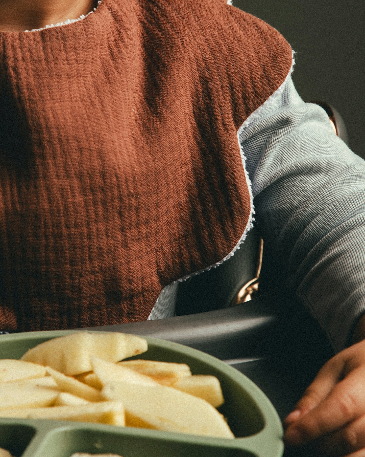 Dual layer Bib Choco Brown